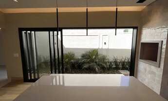 Imagem 5: Lindo Imóvel Condomínio Reserva Rio Cuiabá - Jardim de inverno e lavanderia