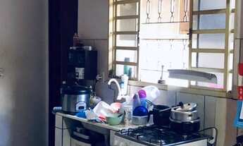 Imagem 3: QNL 18 via 29 comercial loja na frente sobrado nos fundos 2 q próximo ao metrô aceita fina