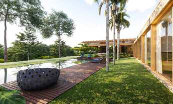 Imagem 2: Casa com arquitetura moderna