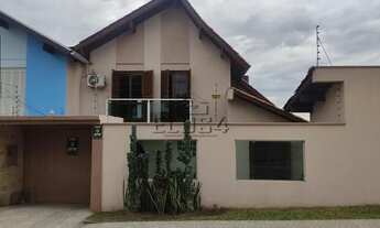 Imagem: Casa com 3 Dormitorio(s) localizado(a) no