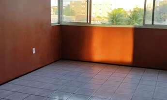 Imagem 2: Apto com 02 quartos sendo 01 suíte, wcs, cozinha americana, nascente, piscina