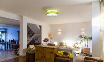 Imagem 6: Sobrado para venda com 312 metros quadrados com 4 quartos