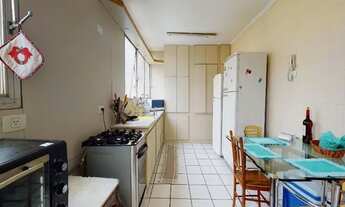 Imagem 4: EDUARDO. Apartamento de 3 dormitórios com 220,00m2 de área privativa e 272,00m2 de área to