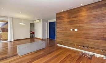 Imagem 2: Apartamento para aluguel e venda possui 194 metros quadrados com 4 quartos