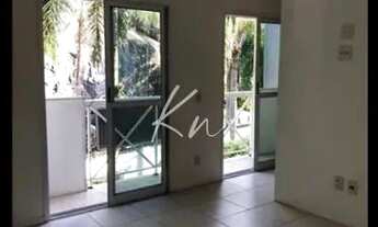 Imagem 2: Casa Duplex com 235m2, composta por 5 quartos,sendo 3 suites condomínio fechado