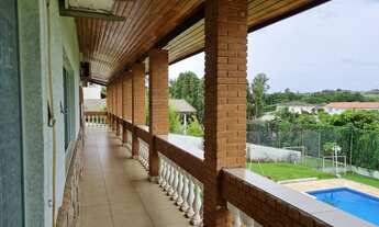 Imagem 6: Casa de condomínio para aluguel possui 420 metros quadrados com 6 quartos