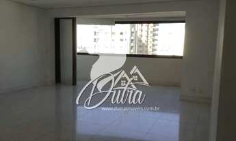 Imagem 5: Petit Palais Moema 247m² 04 Dormitórios 04 Suítes 4 Vagas