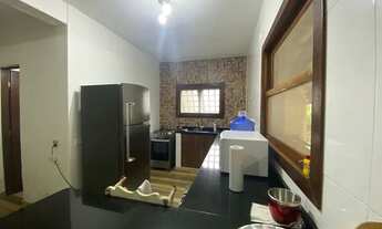 Imagem 3: Casa com duas suítes e varanda gourmet em condomínio completo em Boiçucanga