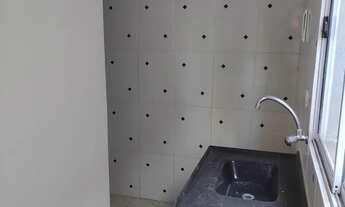 Imagem 1: Prédio novo com 4 Kitnets