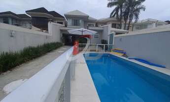 Imagem: Casa duplex, 300 m² com armários e ar