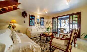 Imagem: Casa de rua em Vila Santo Antônio - Cotia