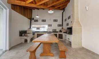 Imagem 7: Casa para venda com 430 metros quadrados com 5 quartos em Capão Raso - Curitiba - PR