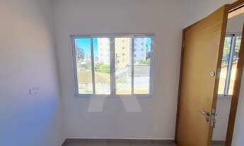 Imagem 7: Casa em condomínio com 2 quartos, sala cozinha, banheiro, 1 vaga de garagem