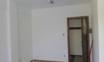 Imagem 2: Sala comercial Itaigara