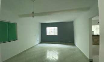 Imagem 7: Casa para venda com 265 metros quadrados com 3 quartos em Setor Leste Universitário - Goiâ