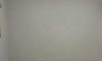 Imagem 7: Prédio comercial em frente a BR 153