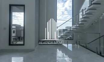 Imagem 2: Casa 3 dorm. 2 suítes 4 banheiros 4 vagas Cond. New Ville Suru Santana de Parnaíba