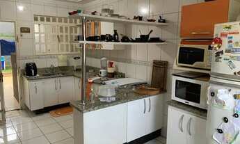 Imagem 5: Sobrado para venda possui 124 metros quadrados com 3 quartos em Monte Castelo - Campo Gran