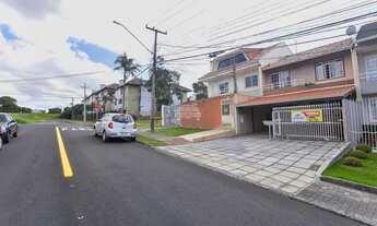 Imagem 5: Sobrado para venda possui 182 m² com 2 quartos em Cajuru - Curitiba - PR