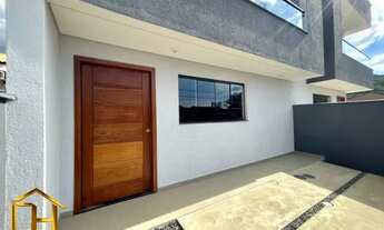 Imagem 5: Sobrado geminado no bairro Aventureiro em Joinville, com 3 quartos, sendo 1 suíte com saca