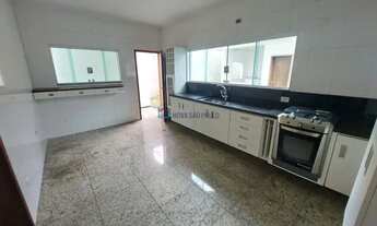 Imagem 5: Sobrado residencial com 03 Dorms, 03 suítes e 03 vagas de garagem