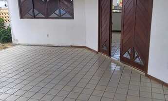 Imagem 2: Casa Comercial Casa com 5 dormitórios