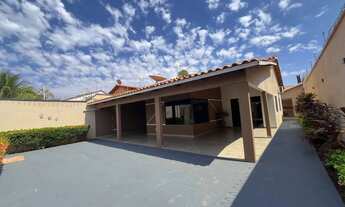 Imagem: Casa com 3 quartos e energia solar para