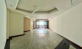 Imagem 4: Gigante 4 quartos 2 suítes no melhor ponto das castanheiras