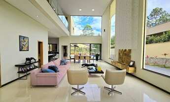 Imagem 4: CASA COM VISTA DEFINITIVA PARA A MATA, SUÍTES AMPLAS, HOME CINEMA E LAZER COMPLETO