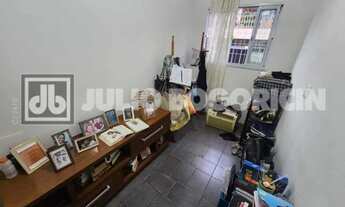 Imagem 4: Ilha do Governador - Portuguesa - VENDA - Casa Linear - 2 Quartos - Varanda - Dependências