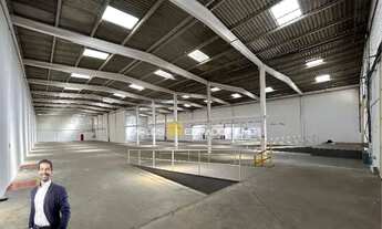 Imagem 4: Galpão de 1.250 m² com Doca, em Pirajá Localização Estratégica e Infraestrutura Completa!