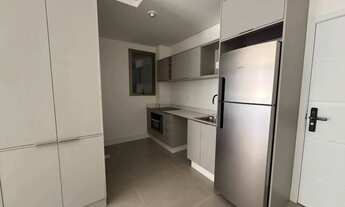 Imagem 4: Apartamento para Venda em Florianópolis, Córrego Grande, 2 dormitórios, 1 suíte, 2 banheir