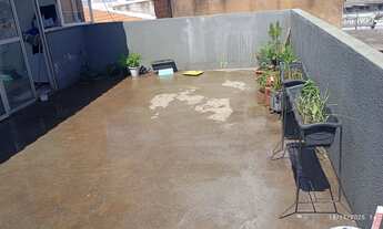 Imagem 2: Alugo parte superior de sobrado