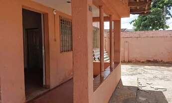 Imagem 2: Casa à Venda com 3 quartos, 179,00 m² - Bairro Rodoviário