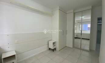 Imagem 15: Auxiliadora Predial aluga, apartamento de 3 dormitorios, sendo uma suite