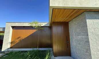 Imagem 7: Luxuosa Casa no Florais da Mata a Venda 4 Suítes, 3 Vagas, Energia Solar e Carregador Vei