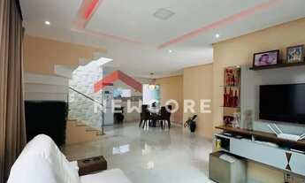 Imagem: Casa de condomínio em Rua Doutor Gerino