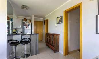 Imagem 6: Apartamento à Venda com 2 Dormitórios (1 Suíte) e 2 Vagas Cobertas - Vila Ipiranga, Porto