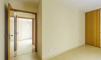 Imagem 3: Apartamento com 2 quartos e vaga coberta em Auxiliadora - Porto Alegre - RS