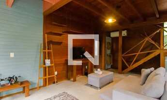 Imagem 5: Casa para Aluguel - Córrego Grande, 3 Quartos, 350 m2