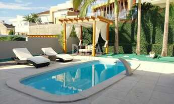 Imagem 2: Casa em Condomínio Fechado com Amplo Pátio REF: 229