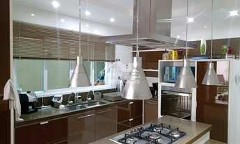 Imagem 6: Comprar Maravilhoso Sobrado Isolado com 3 suítes ,6 vagas e 4 banheiros no bairro Canto do