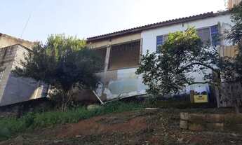 Imagem 3: Vendo rancho em Eloi Mendes a beira do rio