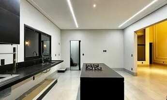 Imagem 6: Casa com piscina