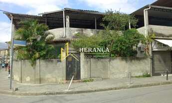 Imagem: Casa com 4 lojas prontas para comércio