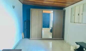 Imagem 2: Sobrado para venda tem 180 metros quadrados com 5 quartos em Saúde - São Paulo - SP