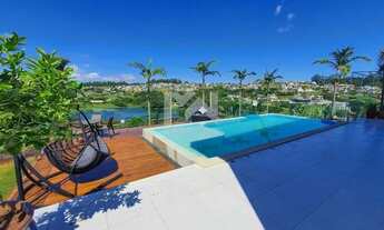 Imagem: Moderna casa de alto padrão com 5 suítes