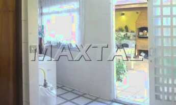 Imagem 6: Sobrado com 3 dormitórios, 2 salas, 3 vagas de garagem com 290 M² próximo da Etação PQ. S