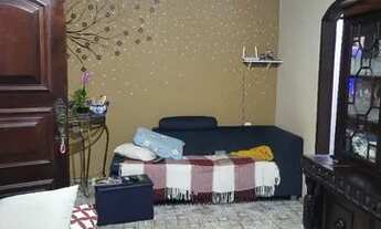 Imagem 4: Casarão com piscina 4 quartos