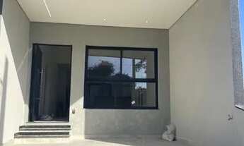 Imagem 3: Casa térrea + piscina: única no condomínio